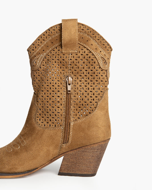 Damen-Stiefeletten im Landhausstil – Boho-Chic trifft Komfort