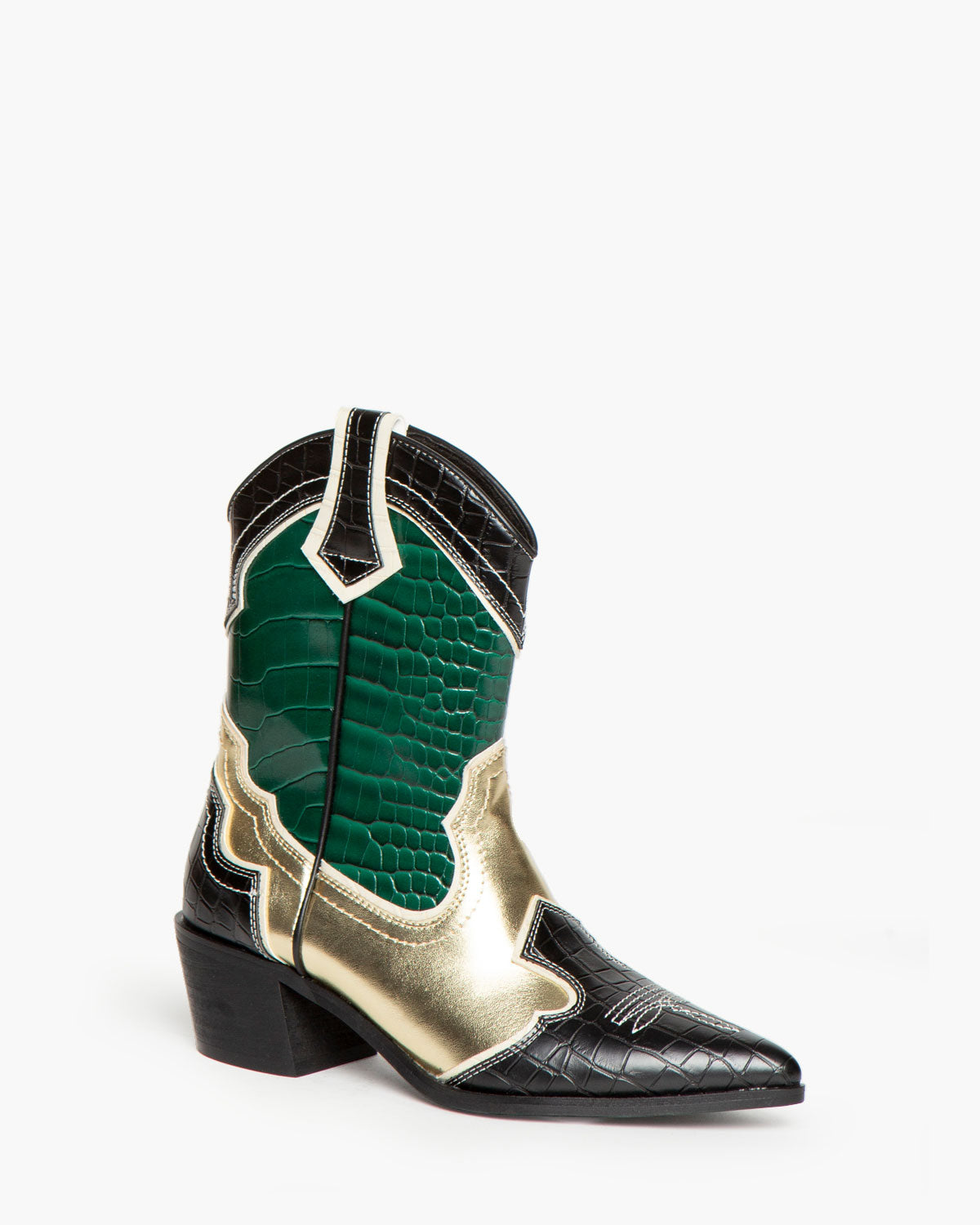 Cowboy-Stiefeletten mit Kontrast – Western Style in moderner Interpretation