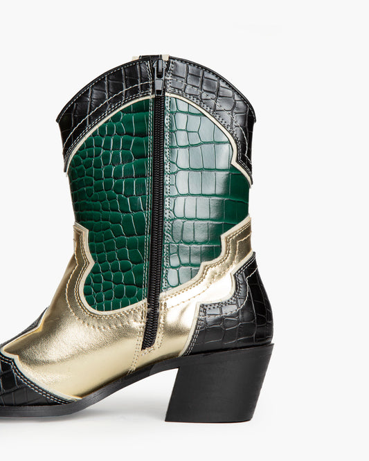 Cowboy-Stiefeletten mit Kontrast – Western Style in moderner Interpretation